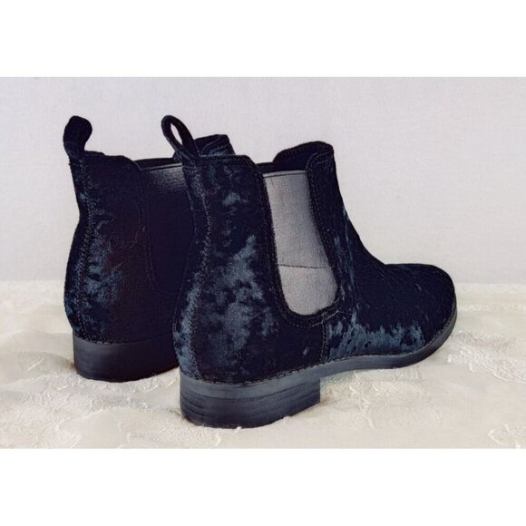 Black Velvet Bootie by Toms Pull-On Chelsea Ankle Boots Flat Slip Resistant Sz8W - Picture 4 of 11